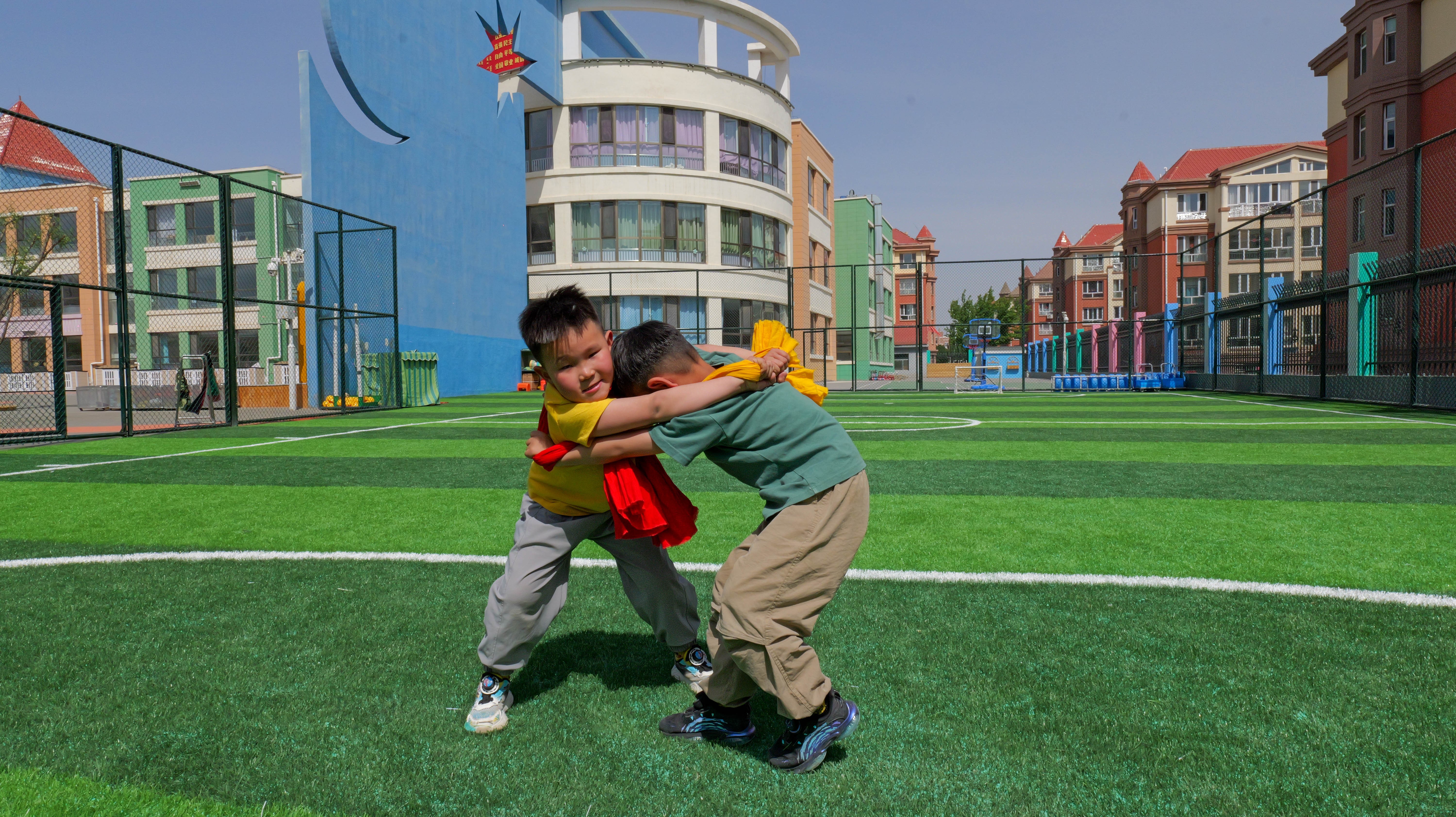 小小的搏克手们